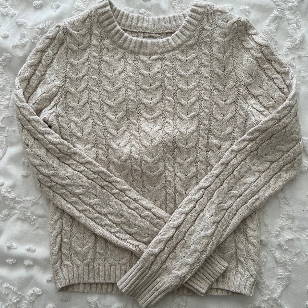 American Eagle sweater